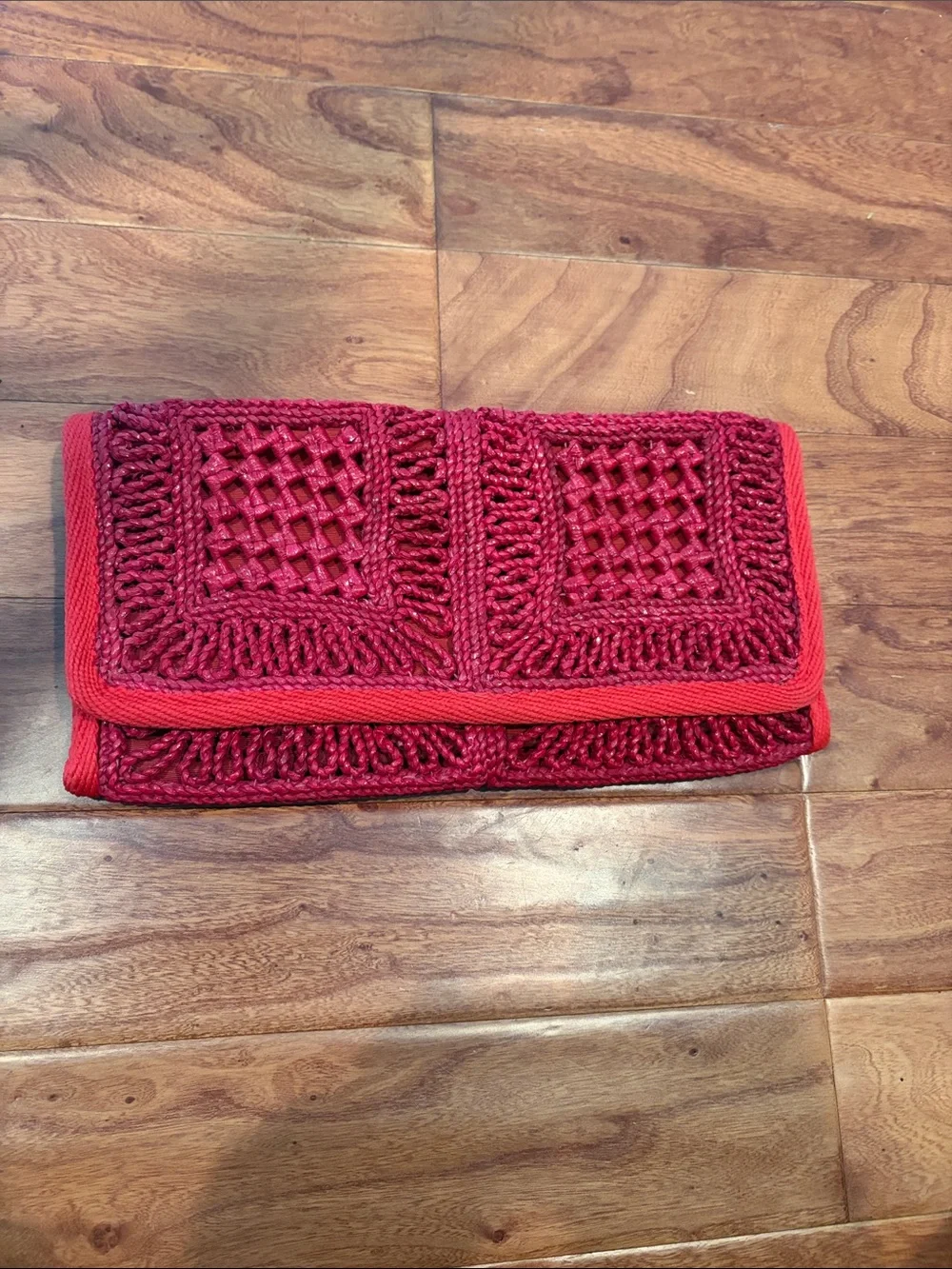 Vintage 1970s Epitome Red Straw Woven Clutch Bag